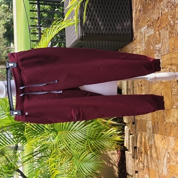 Figs Other - Burgundy woman's jogger scrub pants by Figs